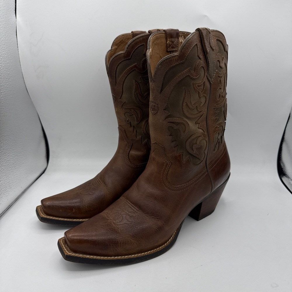 Ariat Brown Leather Western Cowboy Boots with Embroidered Shaft